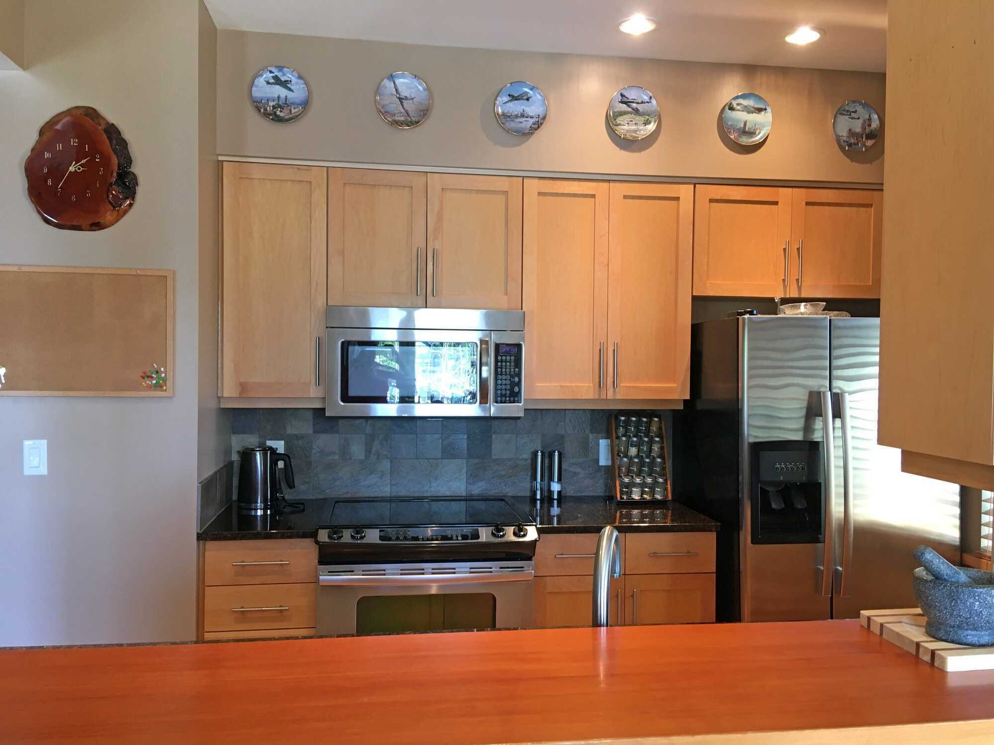 JUST LISTED! A lovely 2 bedroom condo at The Moorage, Ucluelet's most sought after vacation rental/residential complex. A wonderful central location looking out over the inner boat basin. A must see ! 3