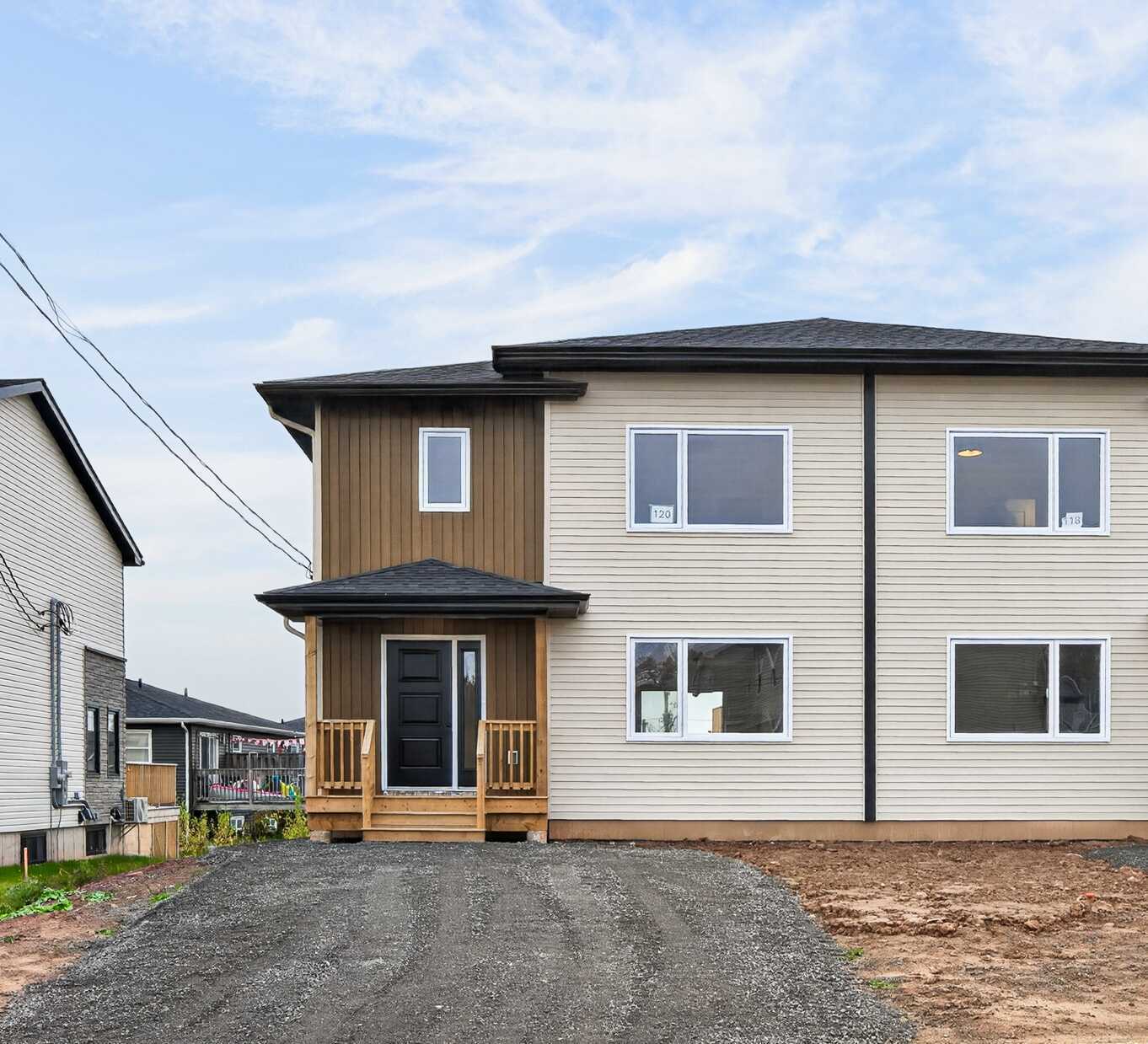 MOVE IN READY
INCOME PROPERTY WITH LEGAL IN-LAW SUITE 2