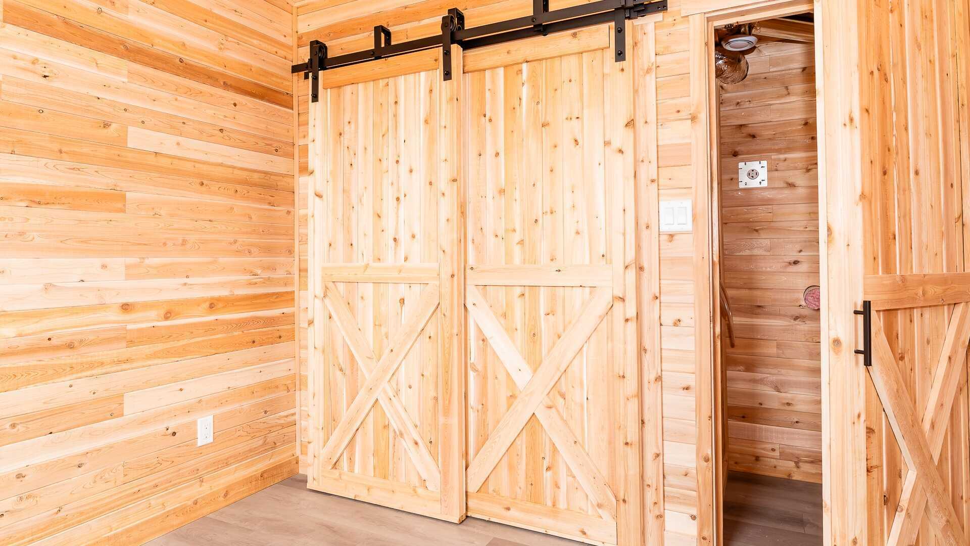 Welcome to your cozy retreat nestled within 504 square feet of carefully crafted space. 4