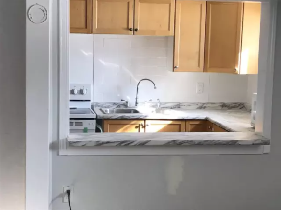 Detached Home in Welland For Sale 4
