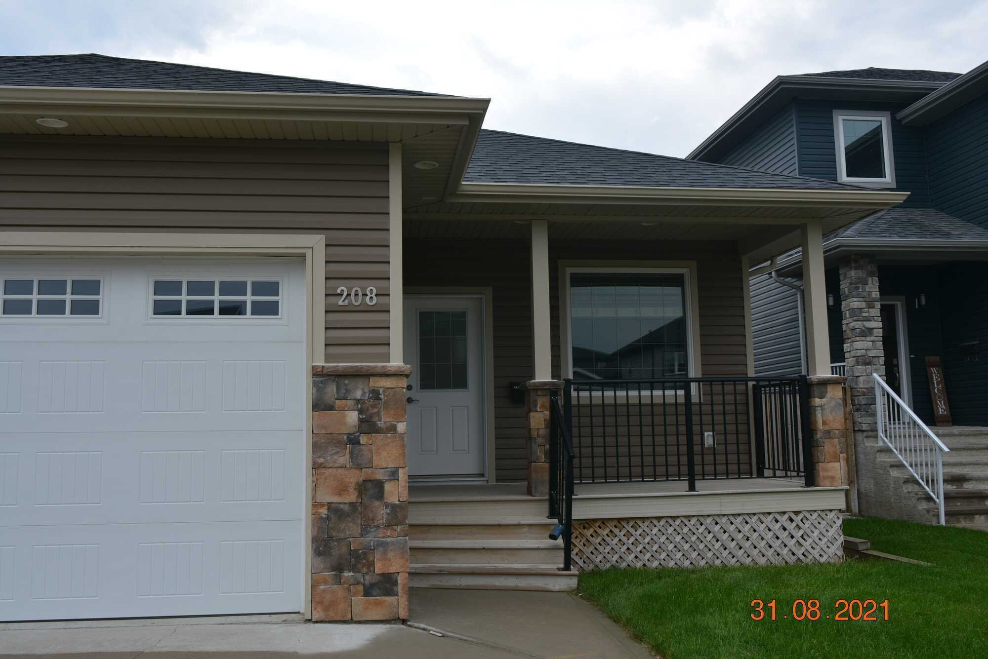 This massive bright and open 2,000 sq.ft. raised bungalow is in a quiet well-established cul-de-sac in a new neighbourhood and is very close to the hospital, schools, medical and dental clinics, restaurants and shopping. 3