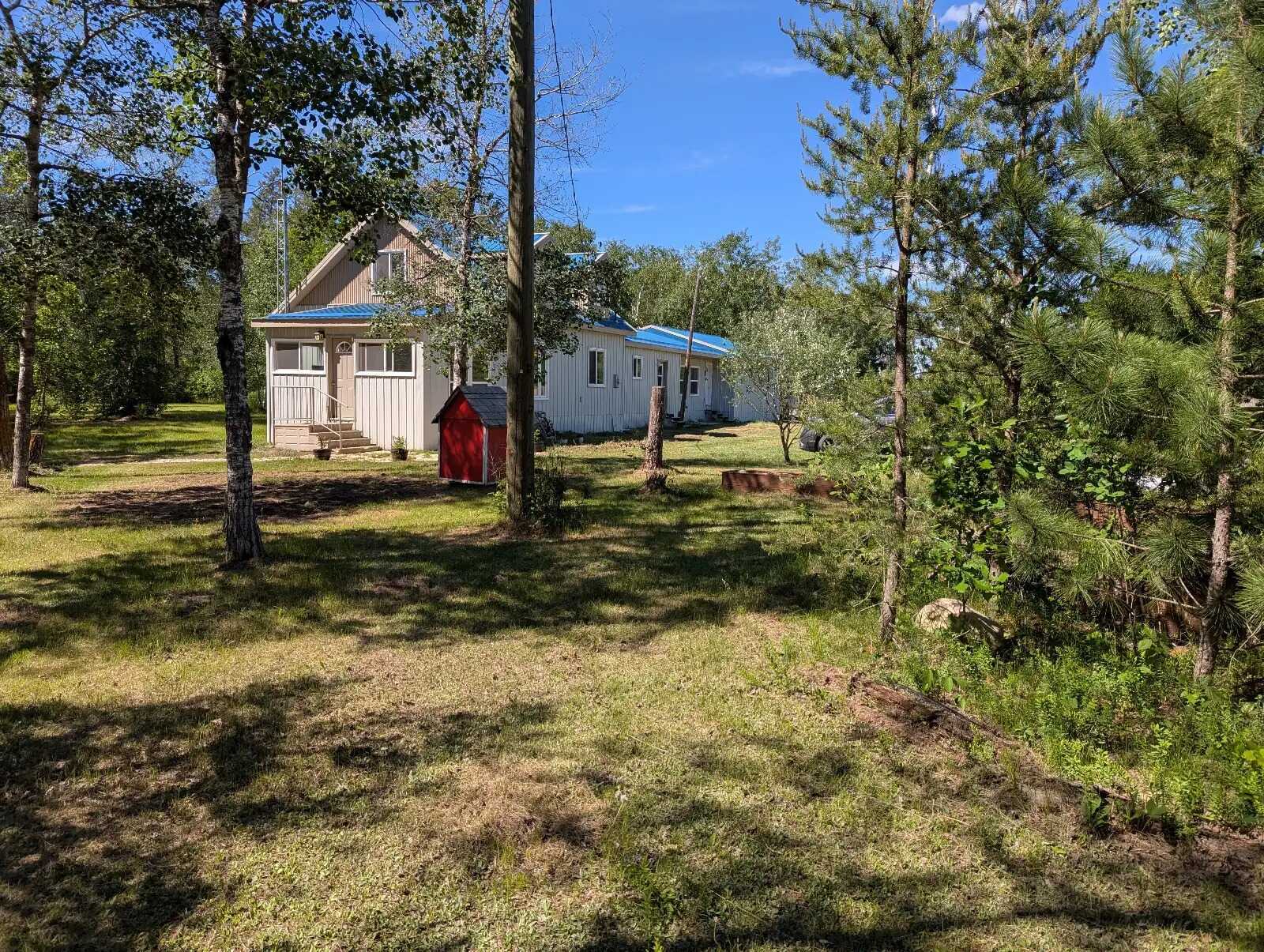 Very Private Beautiful Acreage On a Quiet Lane 2