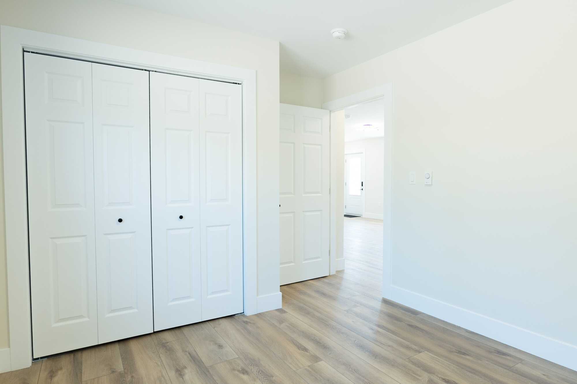 Welcome to this beautiful brand-new 3-bedroom, 2-bath home, offering modern style, thoughtful design and the ease of single-level living. Finished with durable metal siding, this new build combines contemporary curb appeal with low-maintenance living 5