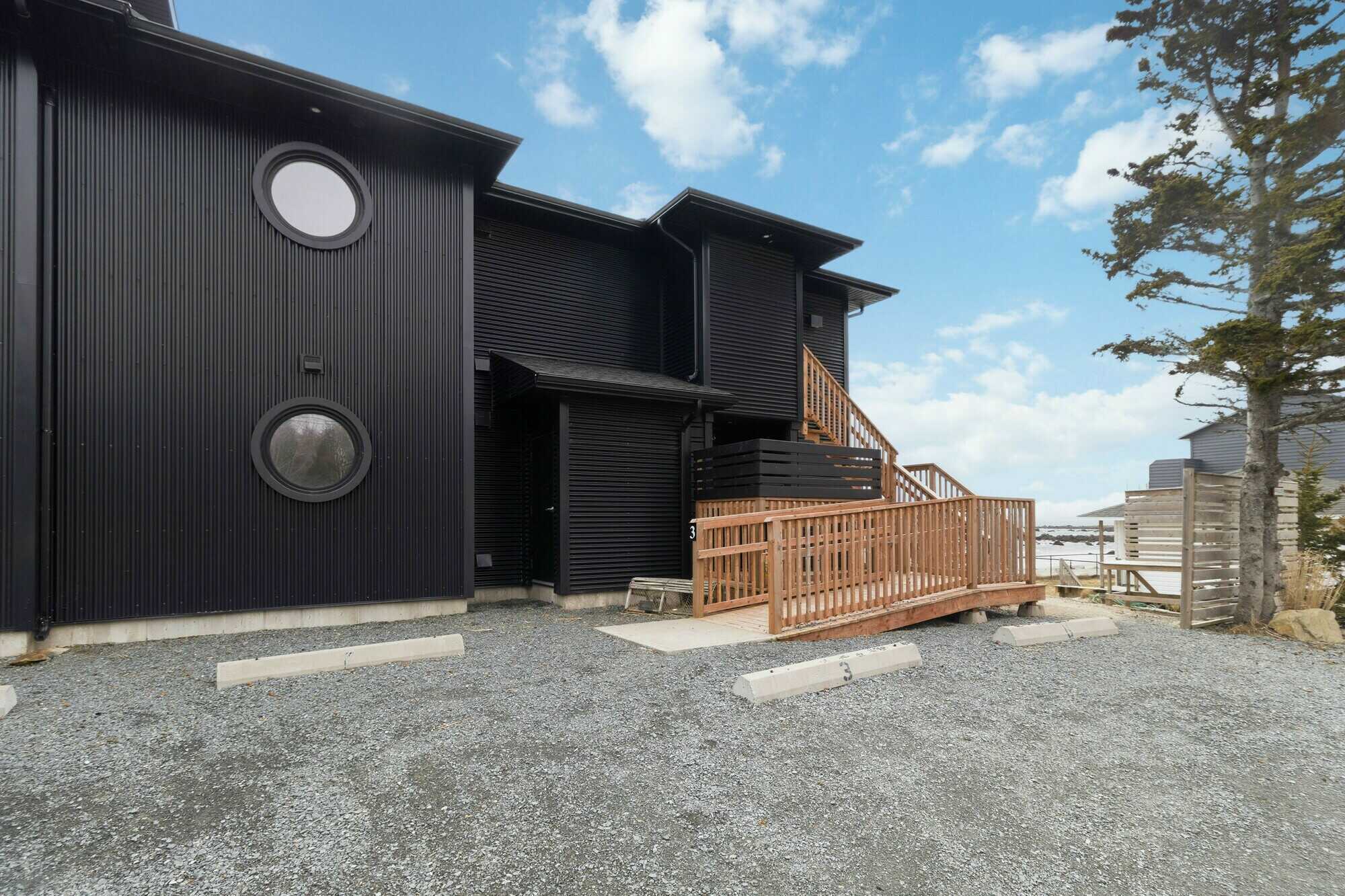 Sea Breeze Villas, Unit 3 | Oceanfront Condo | Hunts Point, Nova Scotia | 1 Bed | Furnished | Airbnb Income Property | $445,000 3
