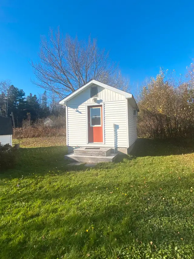 3 Bedroom Home - 10 Minutes from Miramichi 2