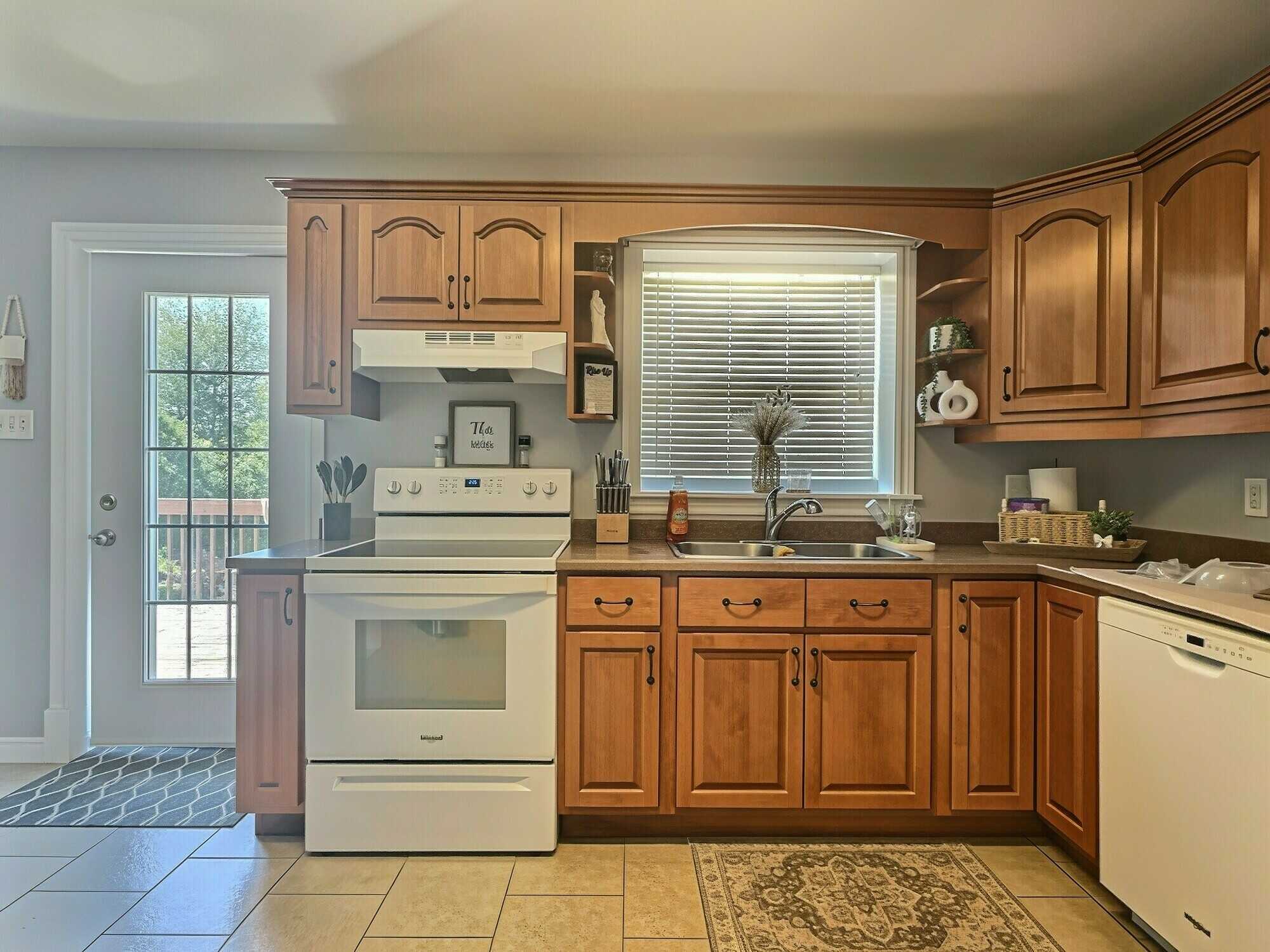Located in the desirable community of Truro Heights, this well-maintained 3-bedroom, 2-bathroom split-entry semi-detached home combines energy efficiency with a functional layout. 4
