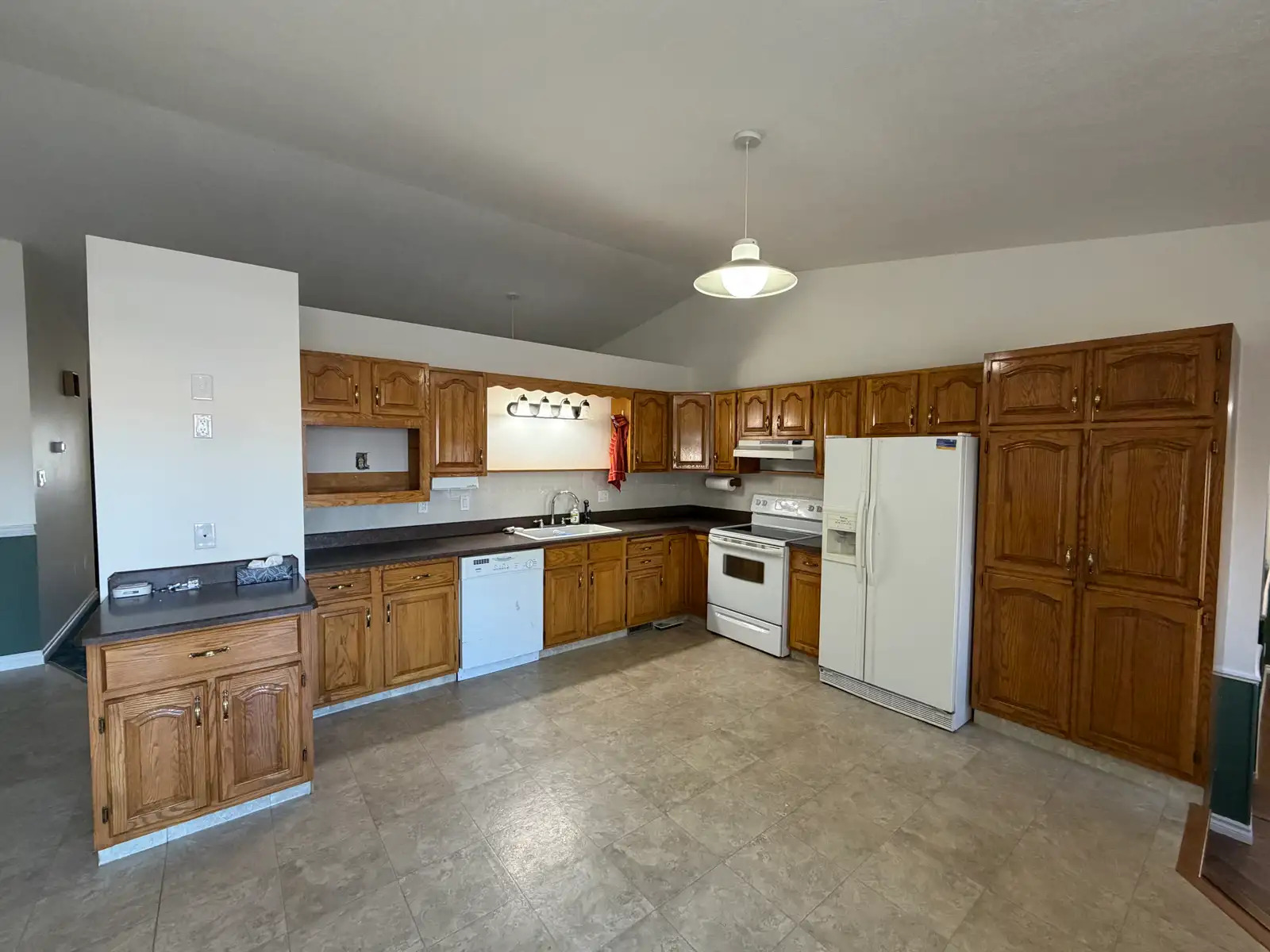 Acreage Living in Etzikom with Heated Shop & Spacious Bungalow 3